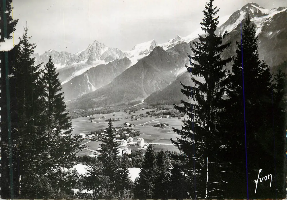 Les Houches (Haut-Savoie) — Ansicht der Aiguilles de Chamonix — Éditions d'Art 'YVON', Paris - Vorderseite
