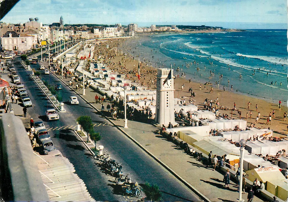 Les Sables d'Olonne — A Praia — Éditions P. Marlin - Frente