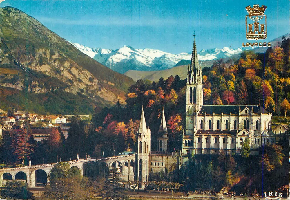Lourdes — Basílica e o Pic du Jer — Editor IRIS - Frente