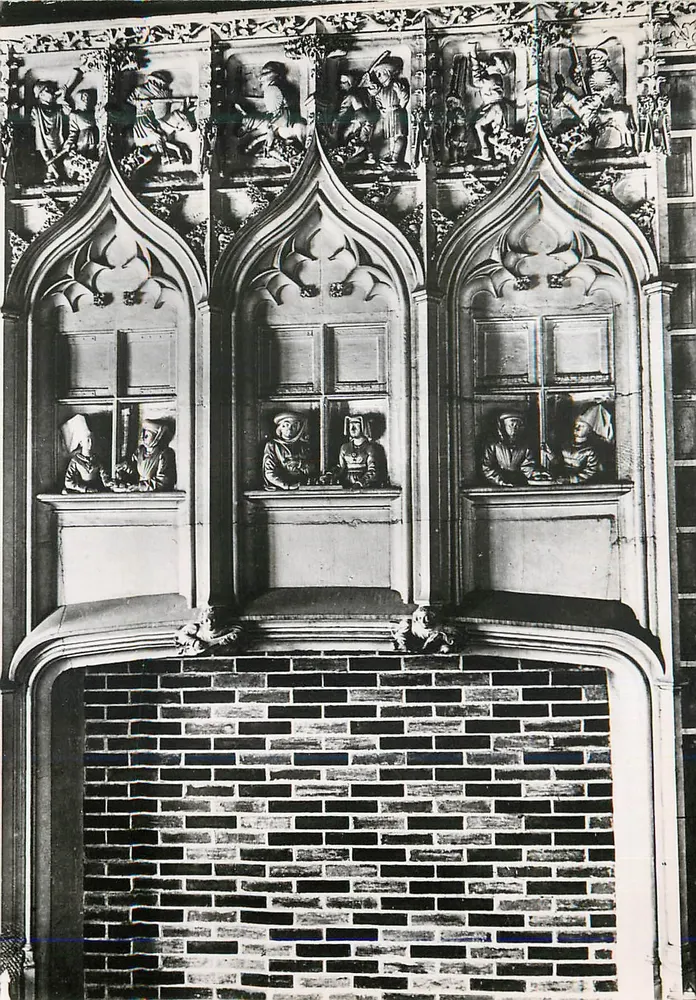 Bourges (Cher) — Haus von Jacques Cœur — Kamin der Galerie im ersten Stock — Service Commercial Monuments Historiques Grand Palais - Paris - Vorderseite