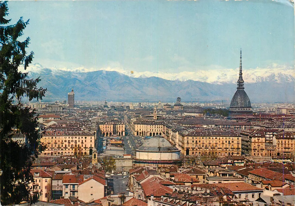 टूरिन — सामान्य दृश्य — C.A.T. TORINO संख्या 104 - आगे