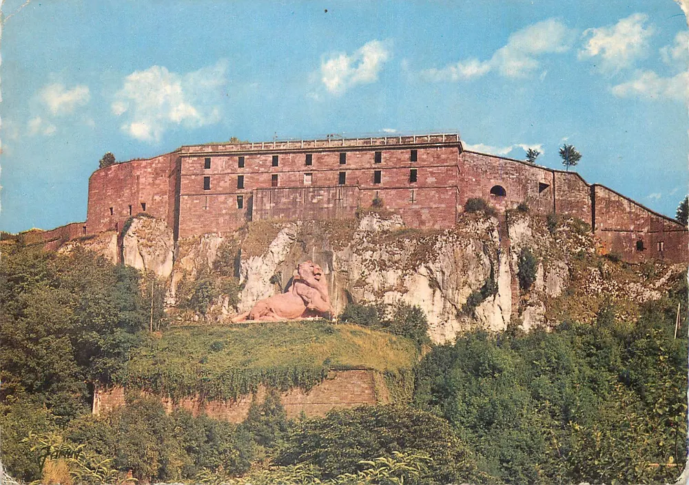 Belfort — Der Lion von Bartholdi und das Schloss — Éditions Janin - Vorderseite