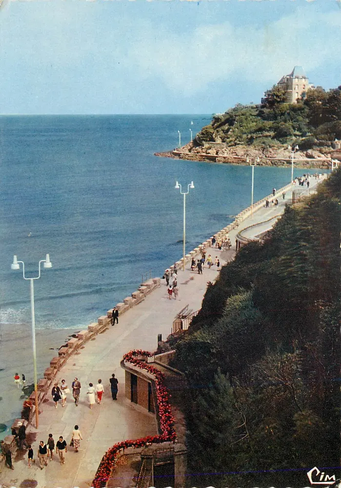 Dinard — Promenade de la grande Plage et Pointe du Moulinet — Cim - Recto