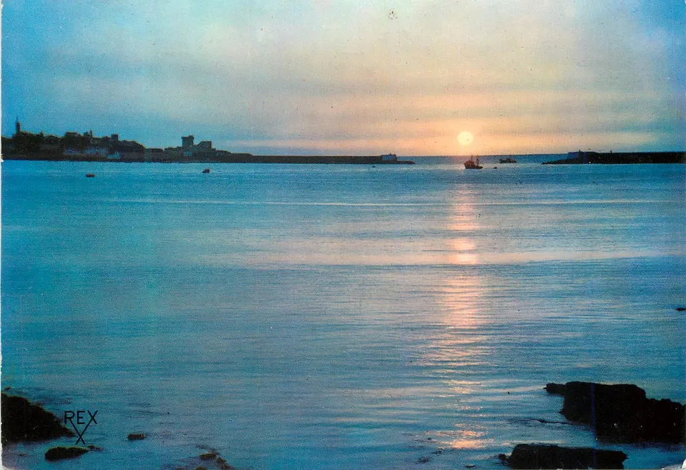Saint-Jean-de-Luz — Tramonto sul mare — Edizioni REX, n°22 - Recto
