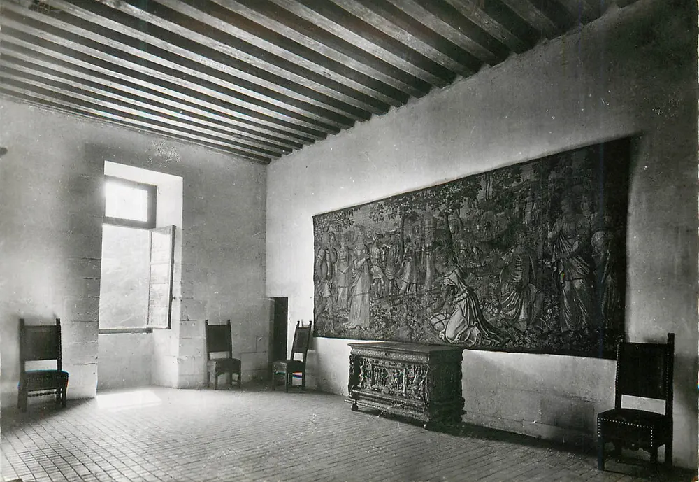 Château de Chaumont-sur-Loire — Zimmer im ersten Stock — Service Commercial Monuments Historiques, Paris - Vorderseite