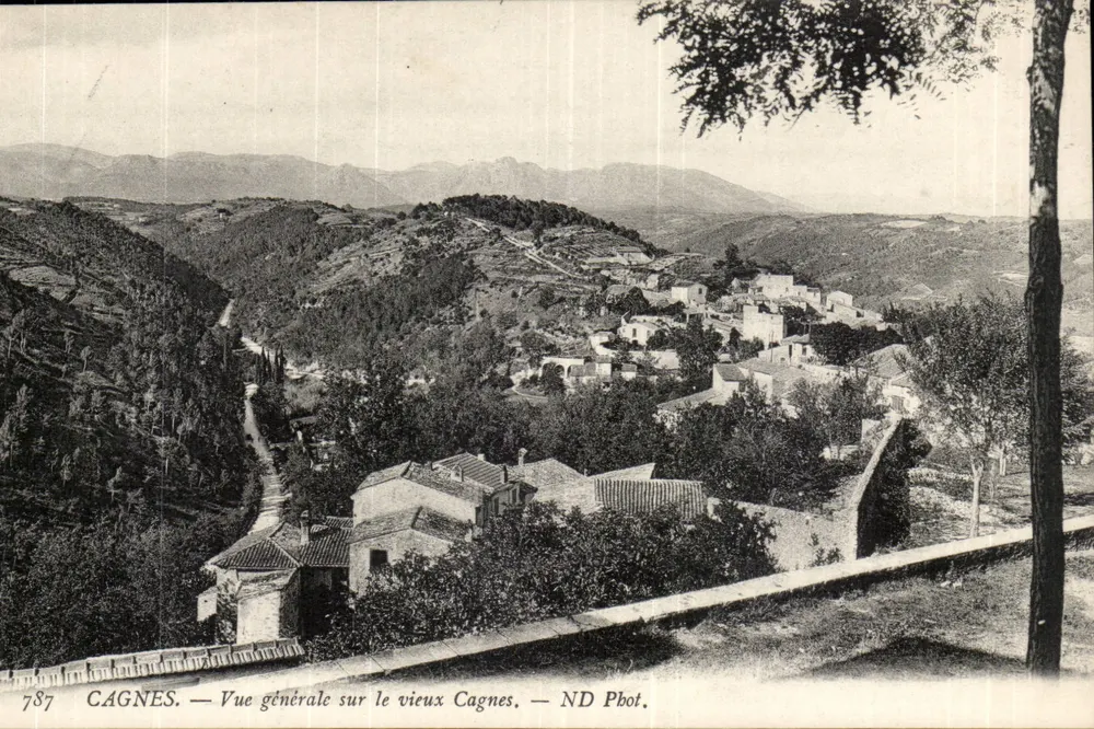Cagnes — Allgemeiner Blick auf das alte Cagnes — ND Pbot. - Vorderseite