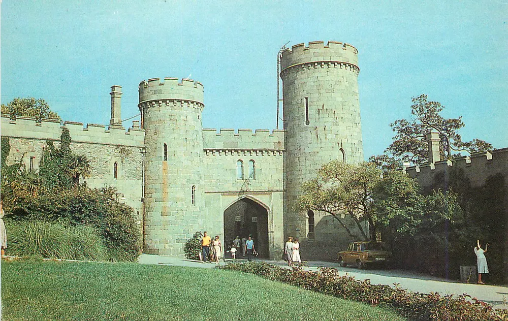 Castelo de Kropivnitsky — Porta oeste — Foto I. Kropivnitsky - Frente
