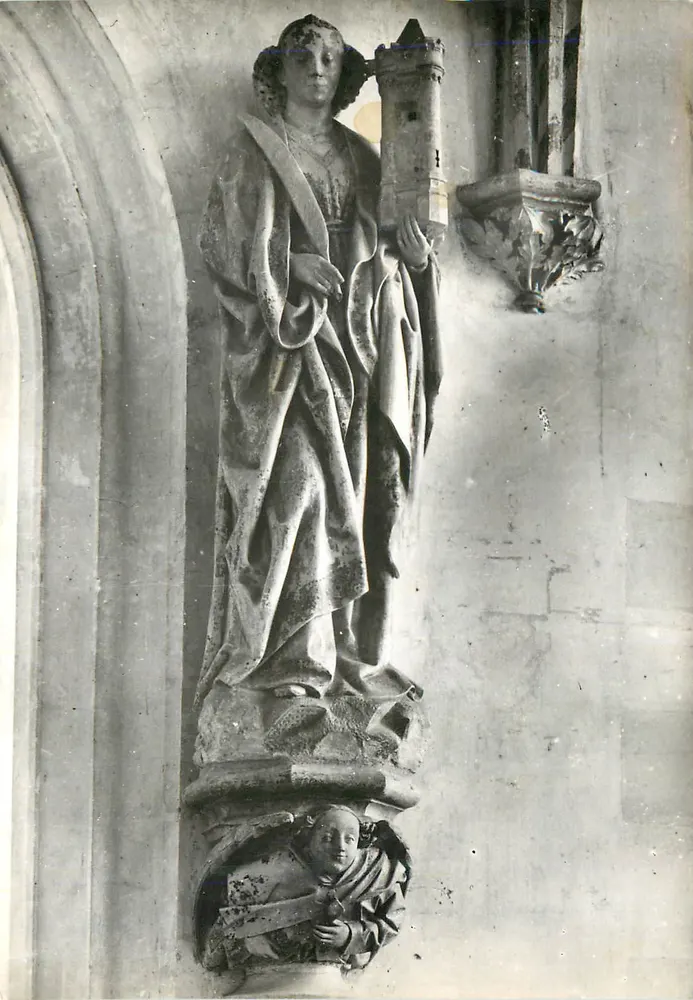 Châteaudun (E.-et-L.) — Kapelle des Schlosses, Statue der hl. Barbe — Service Historiques Monuments Alexandre III - Vorderseite