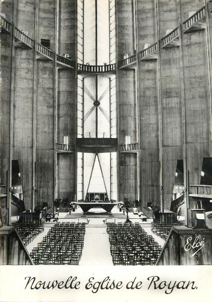 Nova Igreja de Royan — Interior — Elcée - Frente