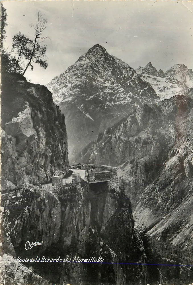 Rodovia da Bérarde - La Murailllette — Oddroup - Frente