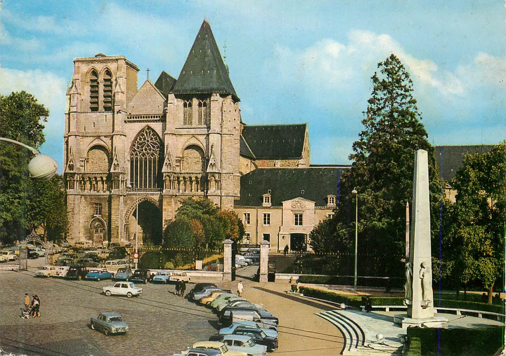 Le Mans (Sarthe) — Église de la Couture et la Préfecture — Éditeur EG, n° F691 - Recto
