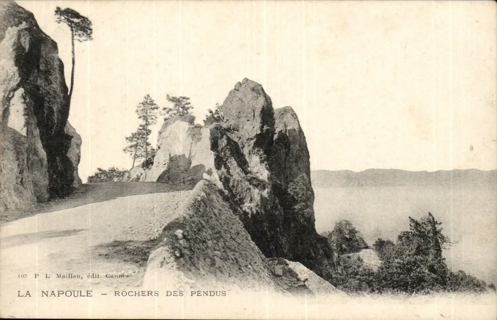 La Napoule - Rochers des Pendus — P. L. Maillan, edit. Caunes, n° 105 - Frente
