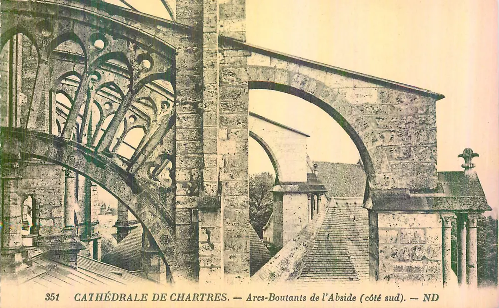 Cathédrale de Chartres — Arcs-Boutants de l'Abside (côté sud) — ND - Recto