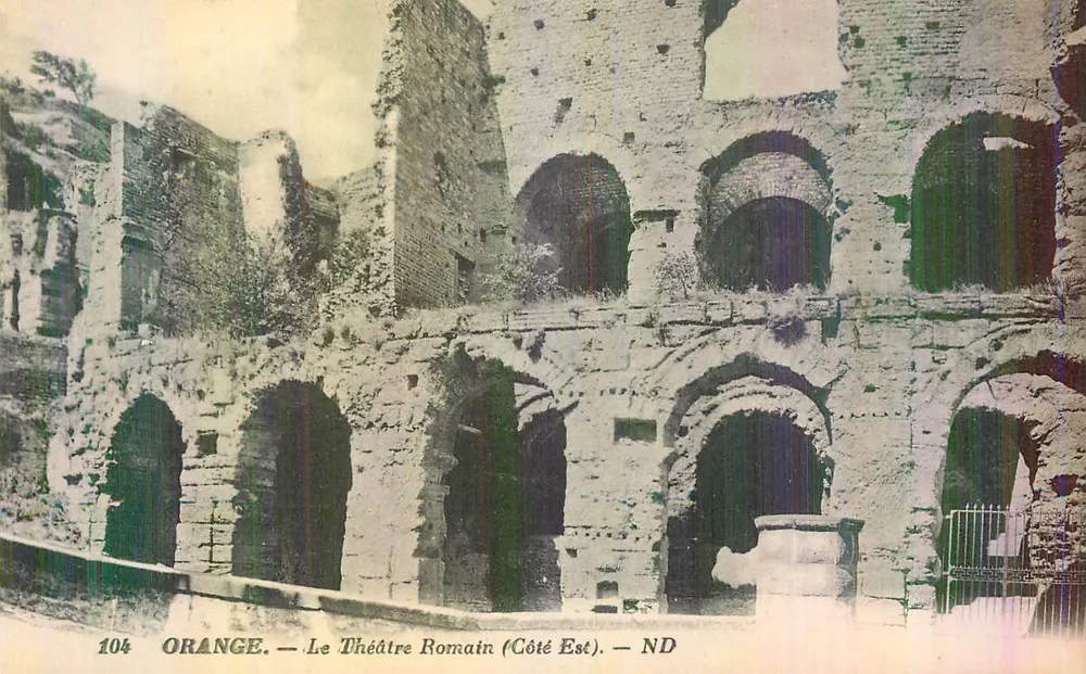 Orange — El Teatro Romano (Lado Este) — ND - Anverso