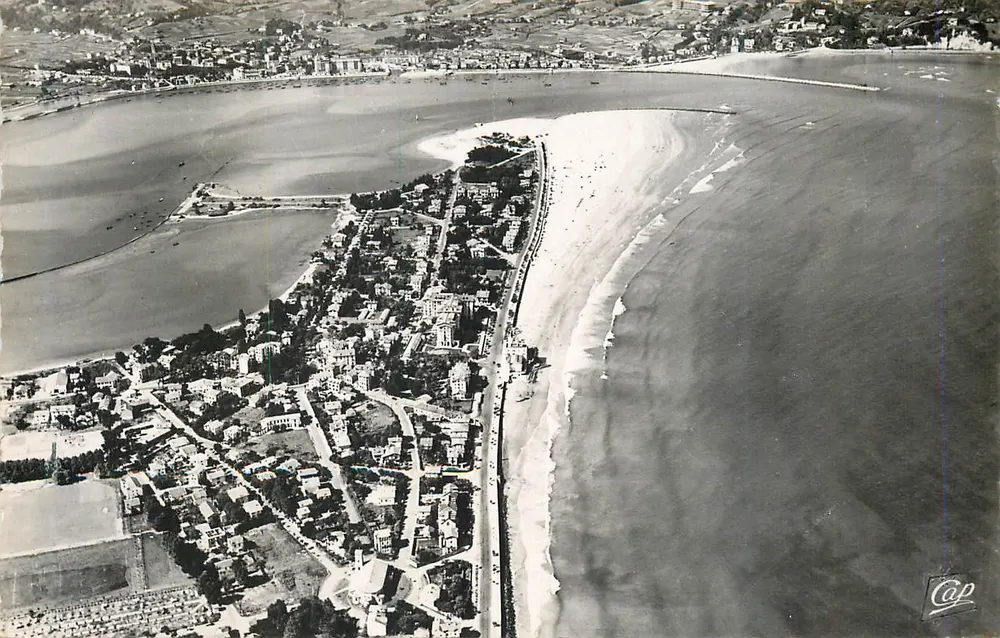 Hendaye — Französisch-spanische Grenze — Foto von Robert Durandaud, C.A.P. Paris - Vorderseite