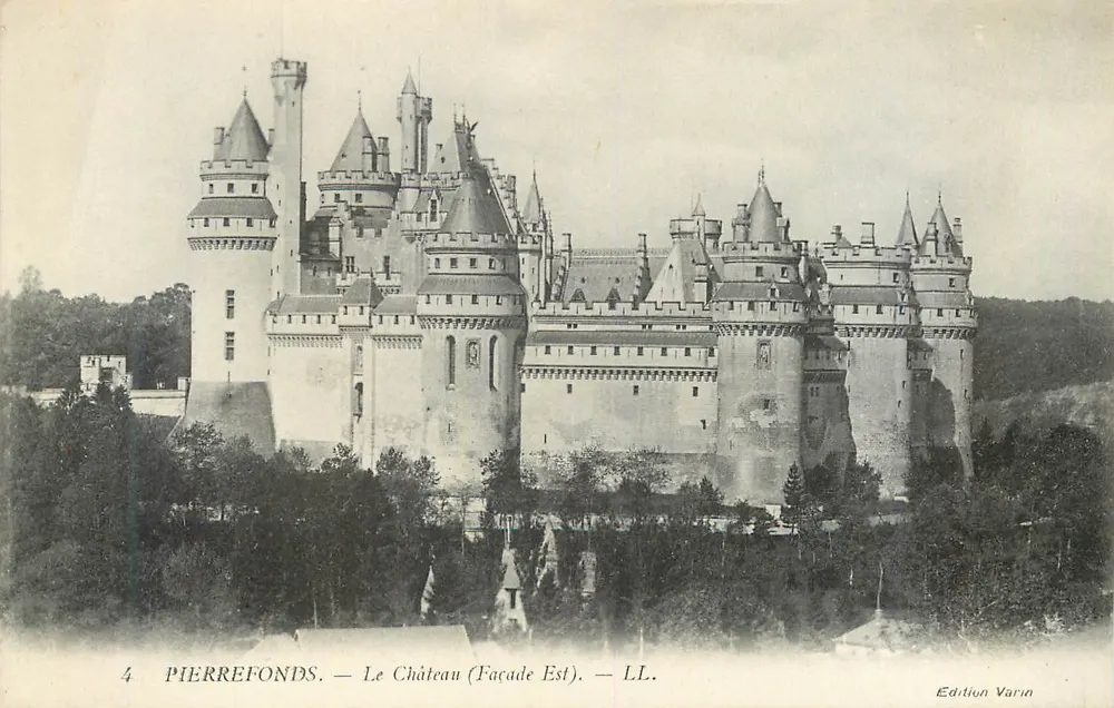 PierreFonds — O Castelo (Fachada Leste) — Edição Varin - Frente