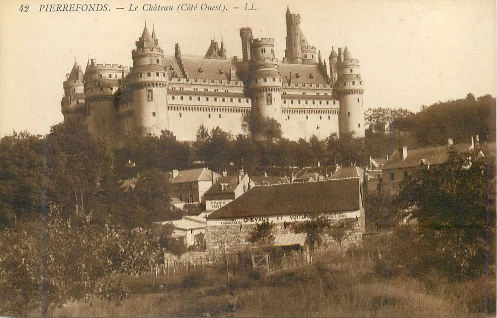 PierreFonds — O Castelo (Lado Oeste) — LL. - Frente