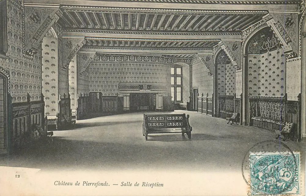 Kasteel van Pierrefonds — Ontvangerkamer - Voorkant