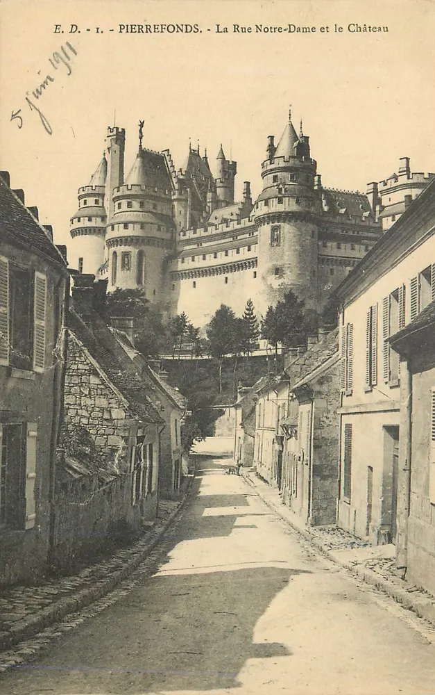 PierreFonds - La Rue Notre-Dame et le Château — E.D. - I. - 1911 - Recto