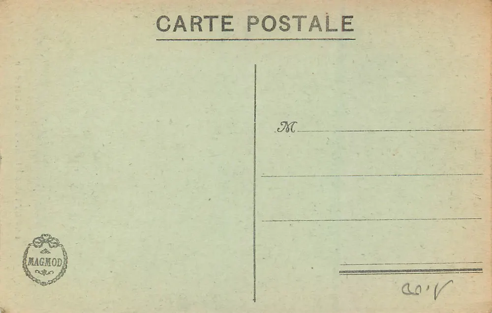 Strasbourg - Rue du Dévideoir — vista da rua com igreja no fundo — editor Magmod, n° 69 - Verso
