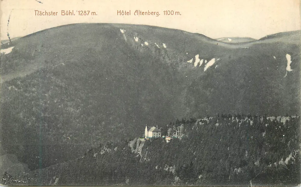 Blick auf die Berge — Hotel Altenberg und Nächster Bühel — Verlag I. Freudenreich, Altenberg - Vorderseite