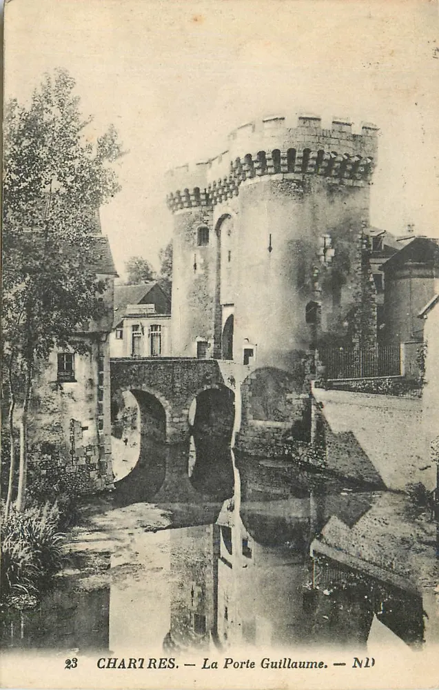 Chartrés — De Poort Guillaume — N°1 — Uitgever Lévy et Neurdein - Voorkant