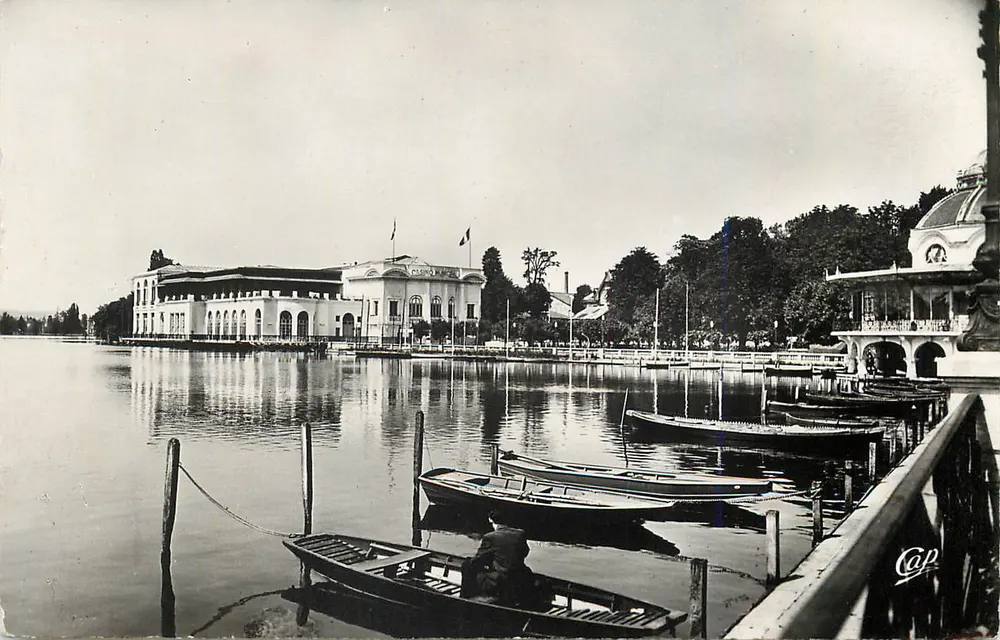 Enghien-les-Bains — O Casino — REAL - PHOTO - Frente