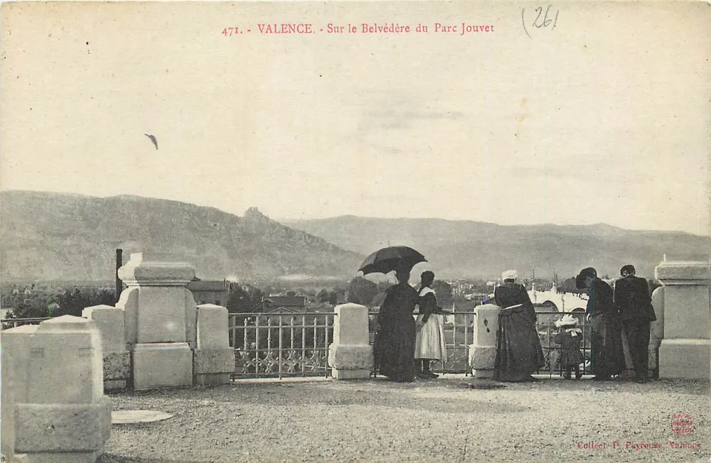 Valence - Sur le Belvédère du Parc Jouvet — Collection P. Puyrouze, Valence, n° 471 - Recto