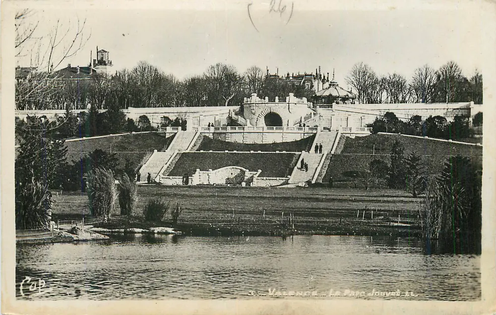 Valençay - O Parque Jouvet — editor C. Pape, n°3 - Frente