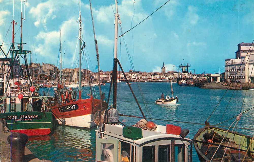 Les Sables-d'Olonne — O porto — Gouleurs Naturelles HR 33 - Frente