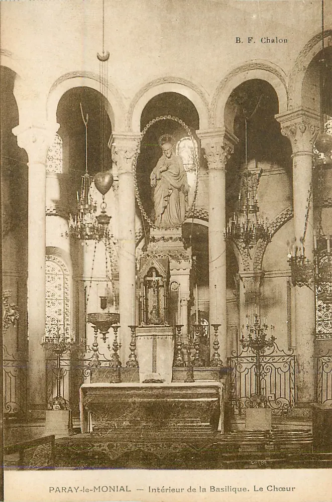 Paray-le-Monial — Interior da Basílica. O Coro — B. F. Chalon - Frente