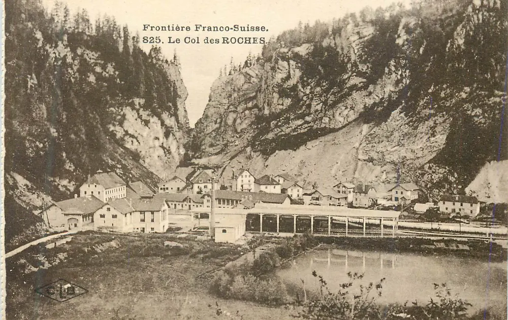Frontière Franco-Suisse. 825. Le Col des Roches — Éditeur C. Lardier, Besançon - Recto