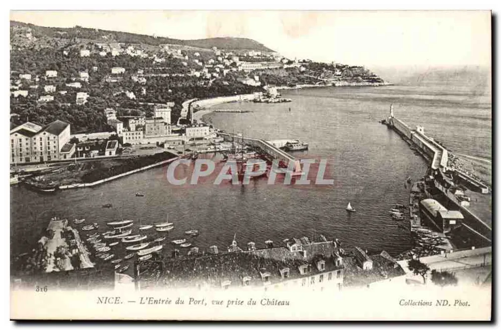 NICE — L'Entrée du Port, vue prise du Château — Collections ND. Phot. n° 316 - Recto