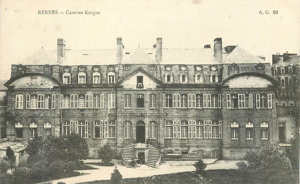 Rennes — Quartel Kergus — A.G. 89 - Frente