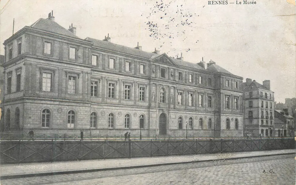 Rennes — O Museu — A.G. - Frente
