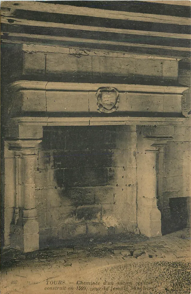 Tours — Lareira de um antigo manor construído em 1509 para a família Sangnier — Editor: Antias Est. Neubertin e Cie, Paris - Frente