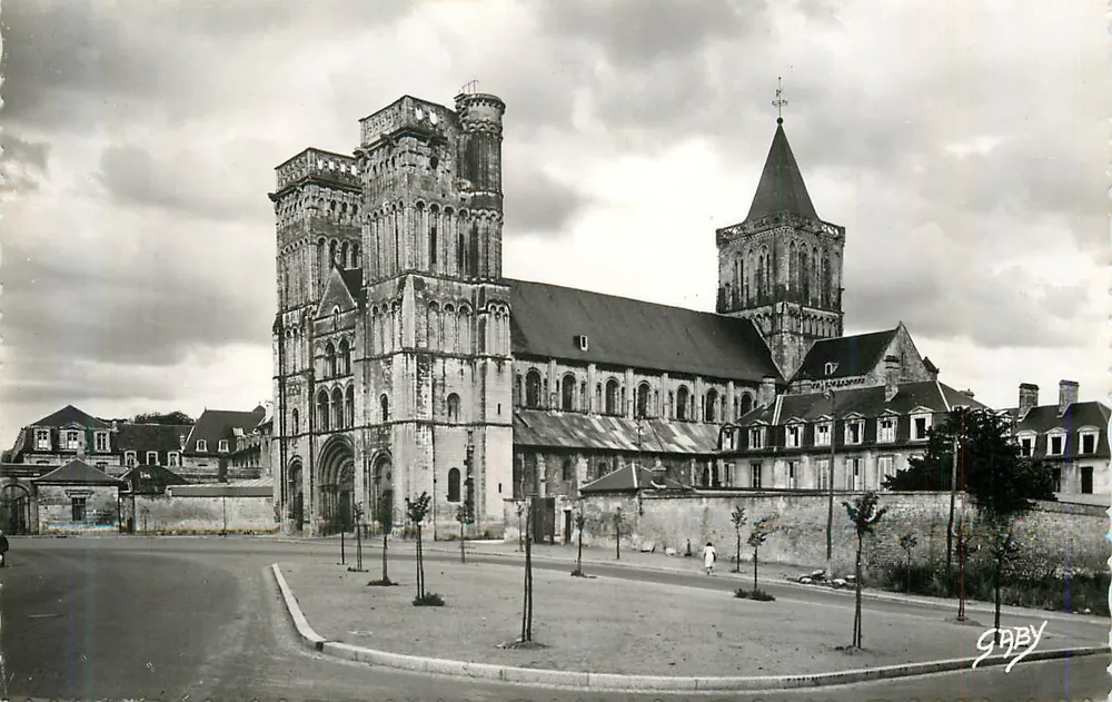Abadia das Damas — Caen (Calvados) — GABY - Frente