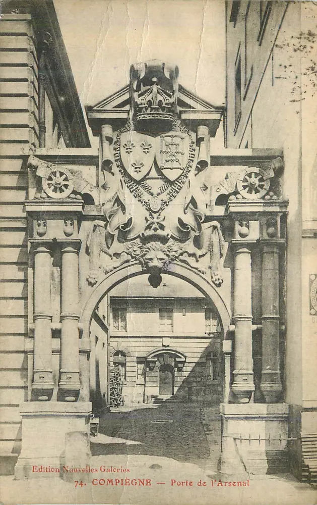 Compiègne — Porte de l'Arsenal — Wydawnictwo Nouvelles Galeries, nr 74 - Awers