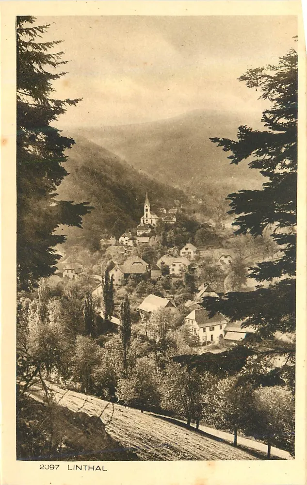 Vila de Linthal — vista panorâmica com igreja — editor BRAUN & Cie, Mulhouse-Dornach - Frente