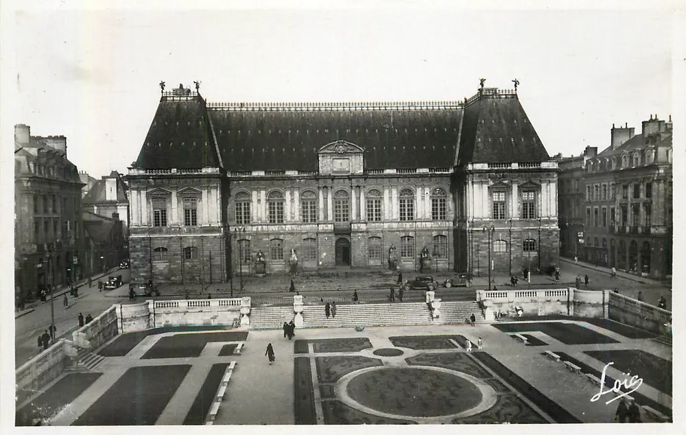 Rennes - O Palácio de Justiça — Laurent-Nel - Frente