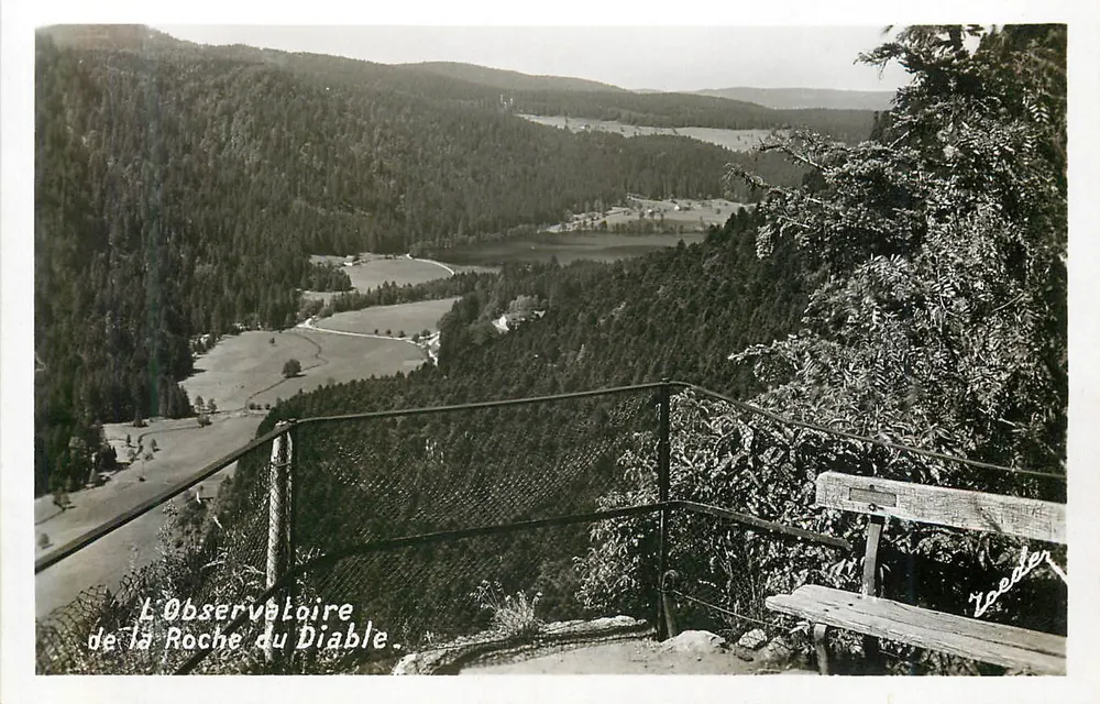 A Observatórios da Roche du Diable — vista panorâmica — Edição de Arte V. Roeder, Nancy - Frente