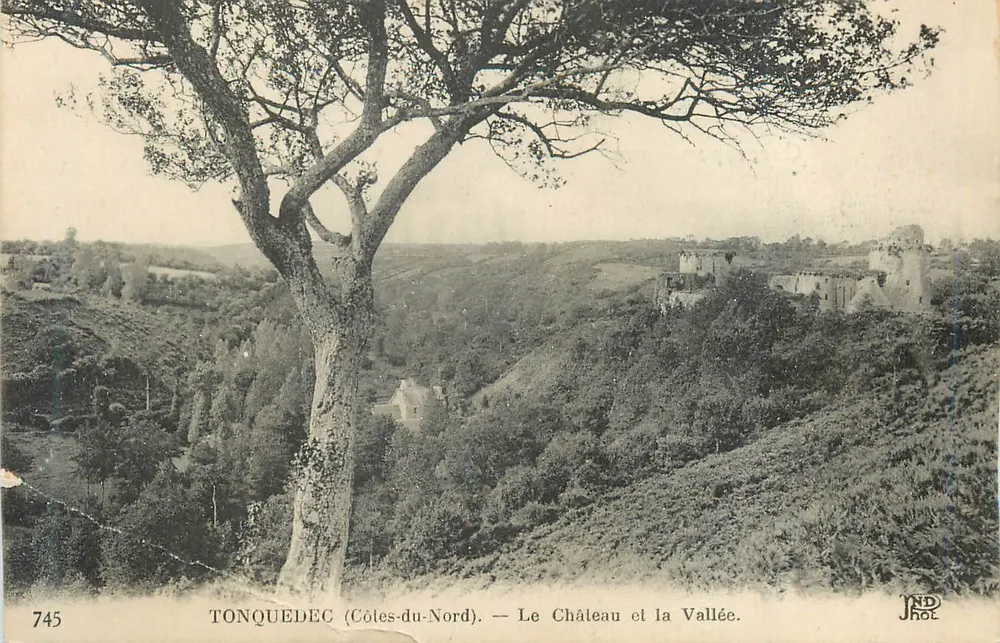 Tonquedec (Côtes-du-Nord) — Das Schloss und das Tal — JND Phot, n°745 - Vorderseite