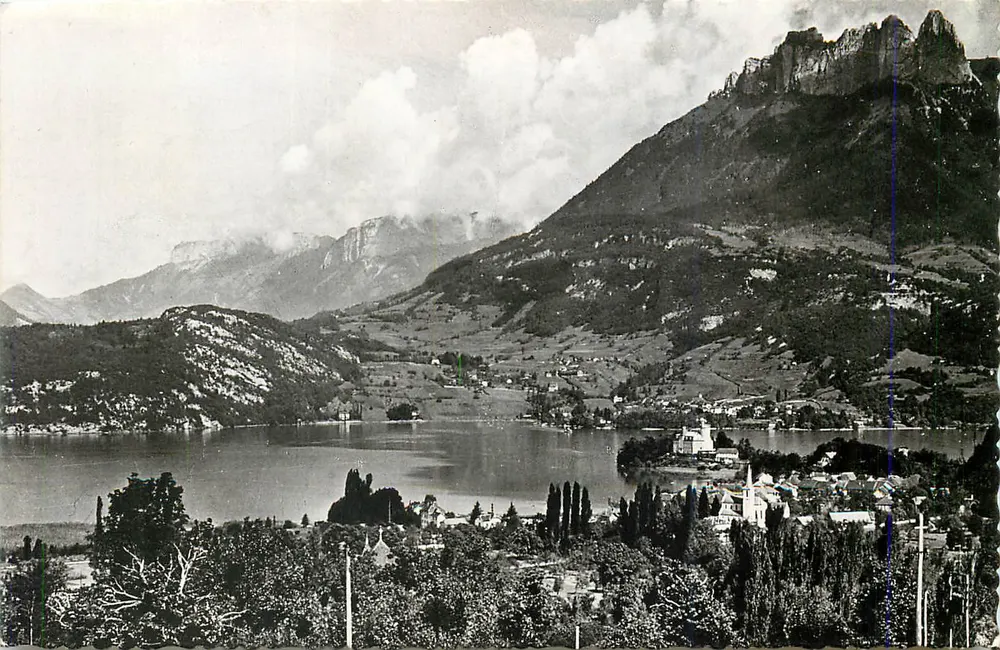 See Annecy — Allgemeiner Blick, die Dents de Lanfon — Editions GIL, Annecy, n° 1379 - Vorderseite