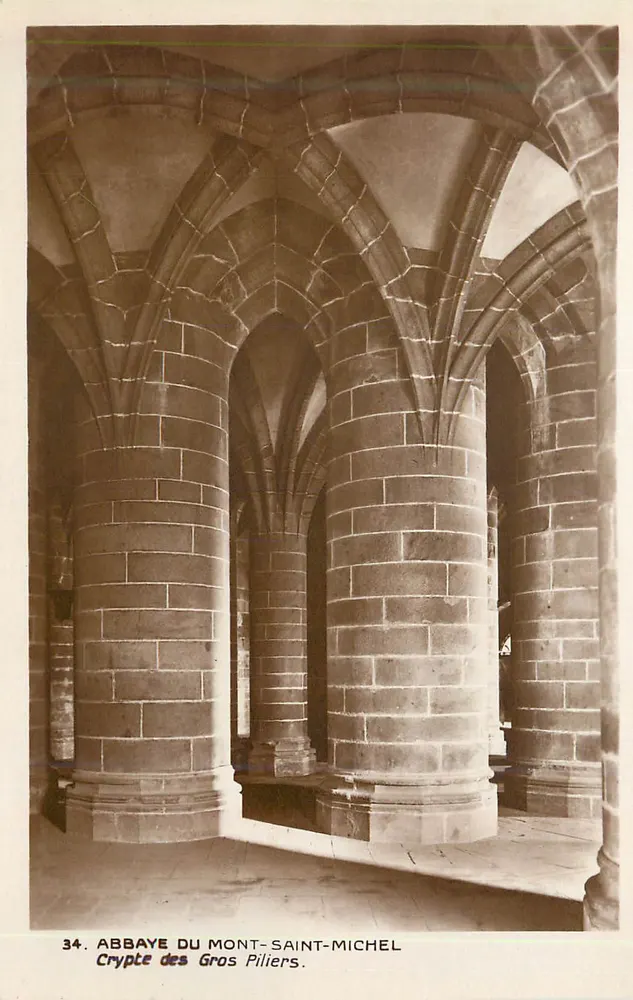 Krypta der großen Pfeiler — Abtei Mont-Saint-Michel — Édition des Monuments Historiques - Vorderseite