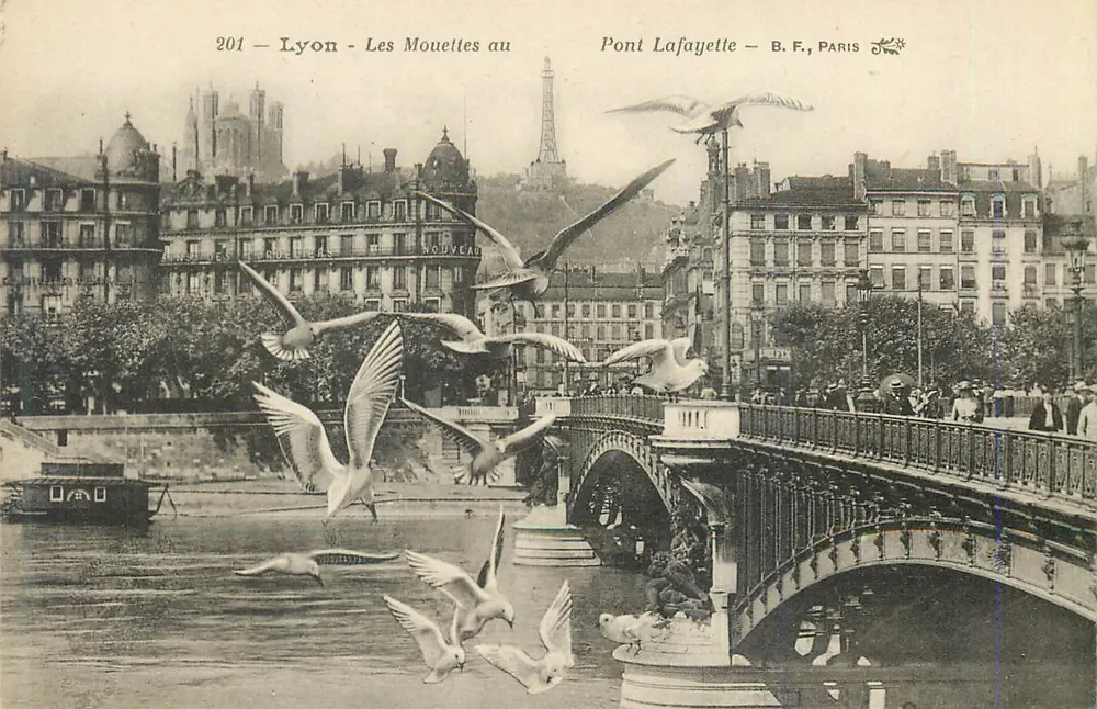 Lyon - Les Mouettes au Pont Lafayette — B.F., Paris - Recto