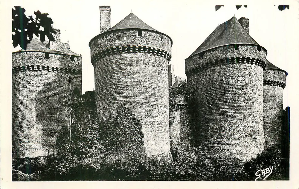 Château de Lassay — Environs de Bagnolès-de-l'Orne — Éditions Gaby - Recto