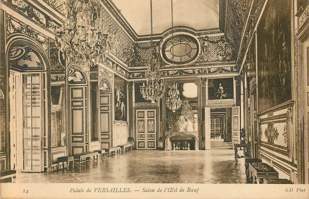 Palais de VERSAILLES — Salon de l'Œil de Bœuf - Recto