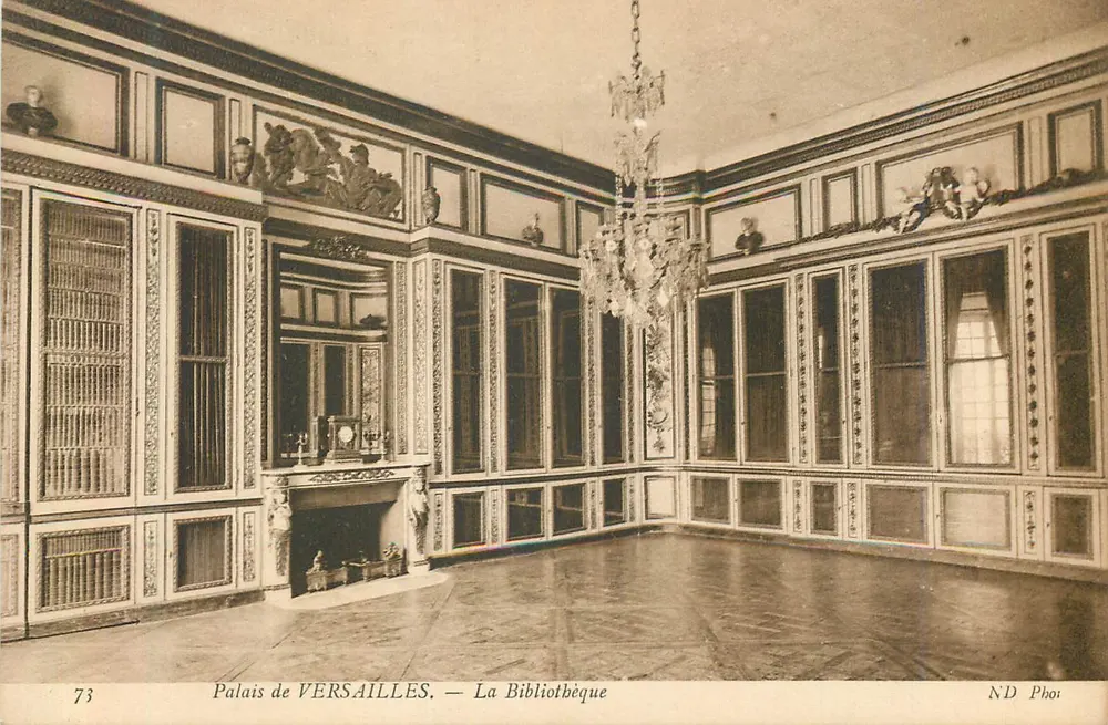 Palácio de VERSAILLES — A Biblioteca — ND Phoï, n°73 - Frente