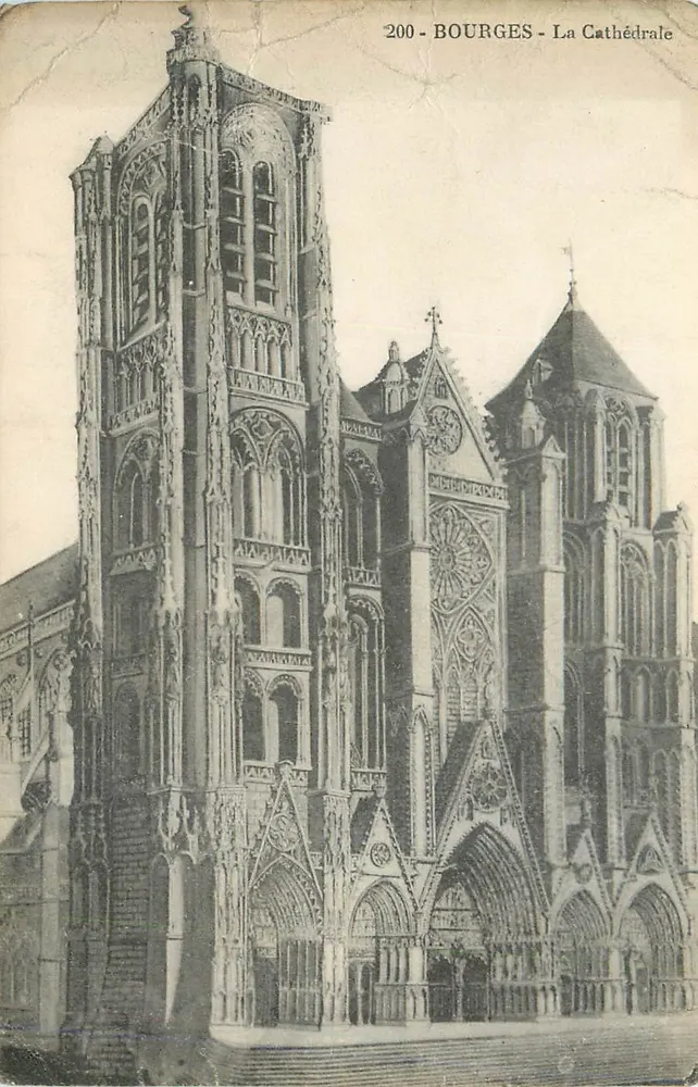 Bourges - La Cathédrale — vue de la façade et de la tour, éditeur impr. sur la carte n°200 - Awers