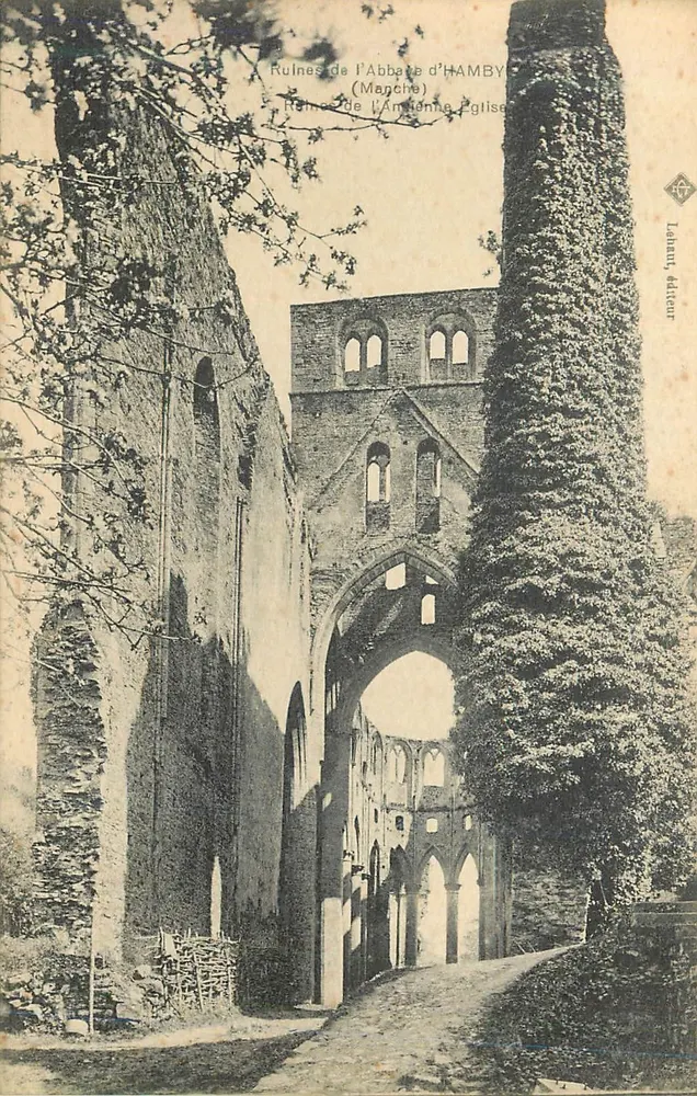 Ruínas da Abadia de Hambye (Magche) — Ruínas da Antiga Igreja — Lelannut, editor - Frente